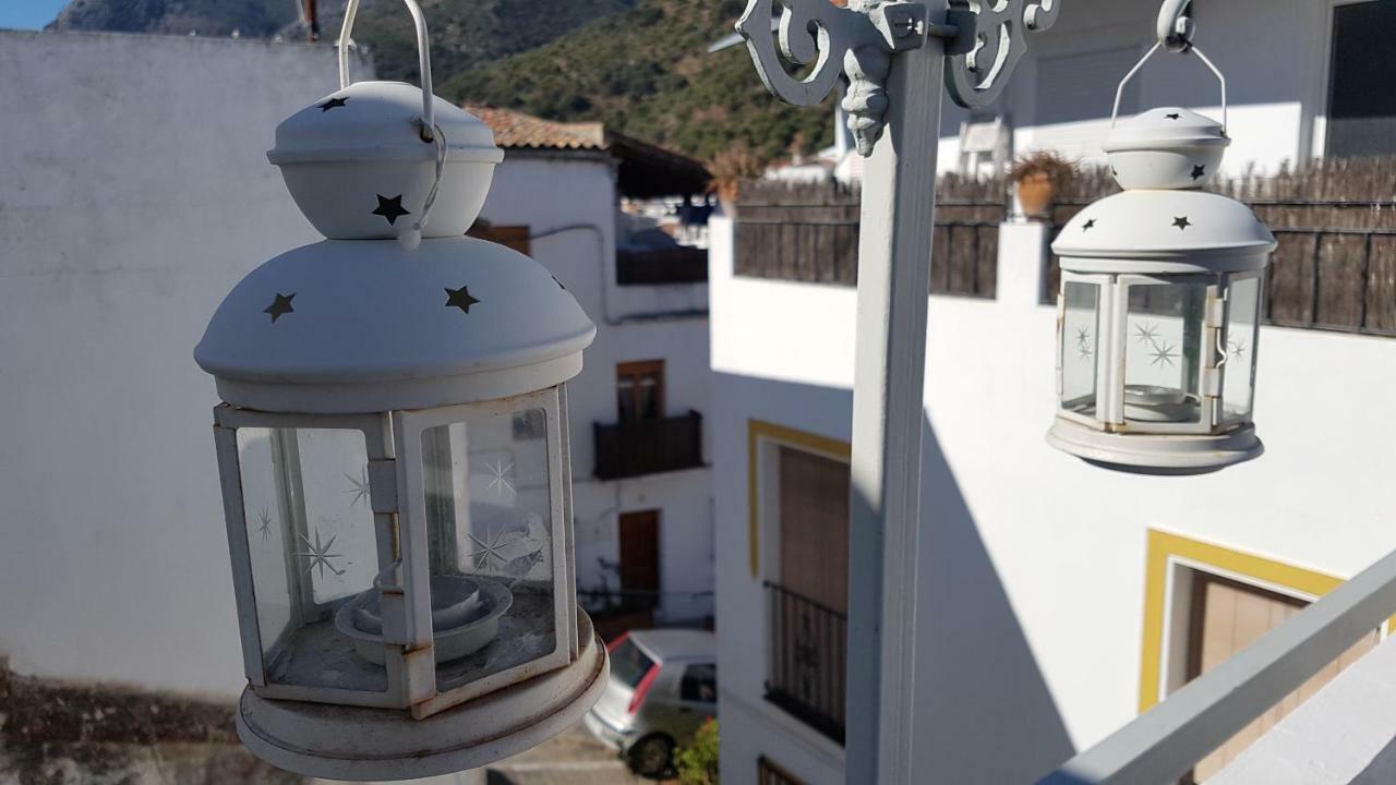 Cortes de la Frontera Townhouse Extérieur photo
